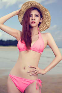 乱云飞渡媚姨